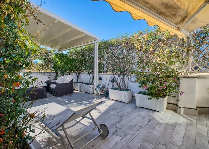 Anita Via Veneto - Luxury In Center With Terrace דירה