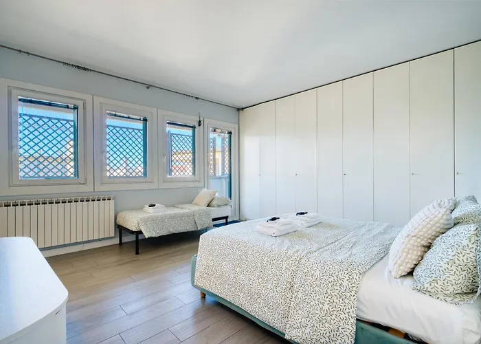 Anita Via Veneto - Luxury In Center With Terrace דירה